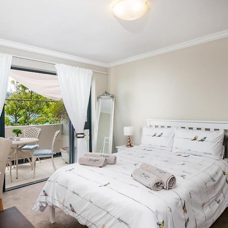 Blue Moon Apartments นิสนา ภายนอก รูปภาพ