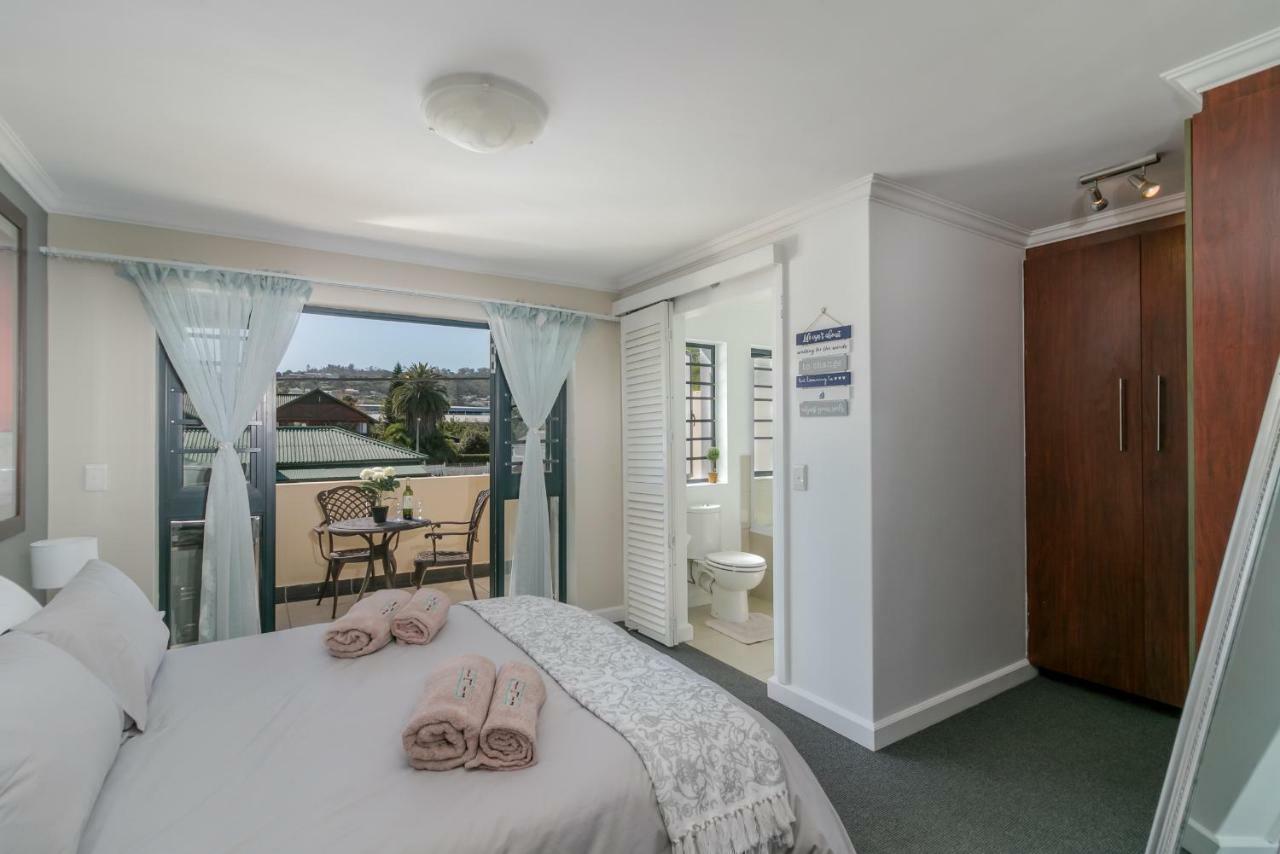 Blue Moon Apartments นิสนา ภายนอก รูปภาพ